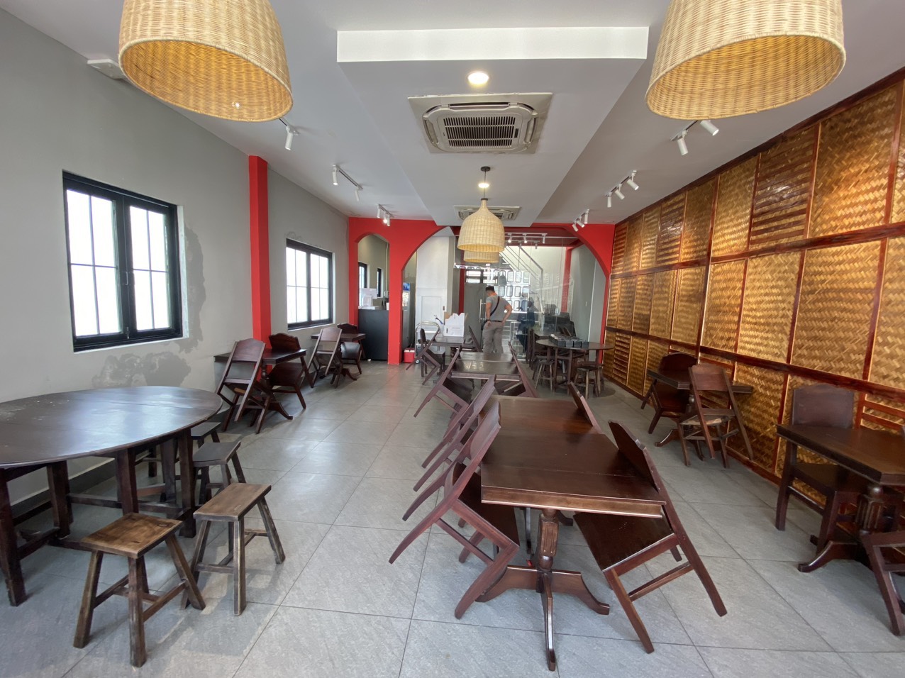 Cho thuê Hoặc Sang quán ăn nhà nguyên căn mặt tiền đường Huỳnh Văn Bánh P.17, Q. Phú Nhuận.